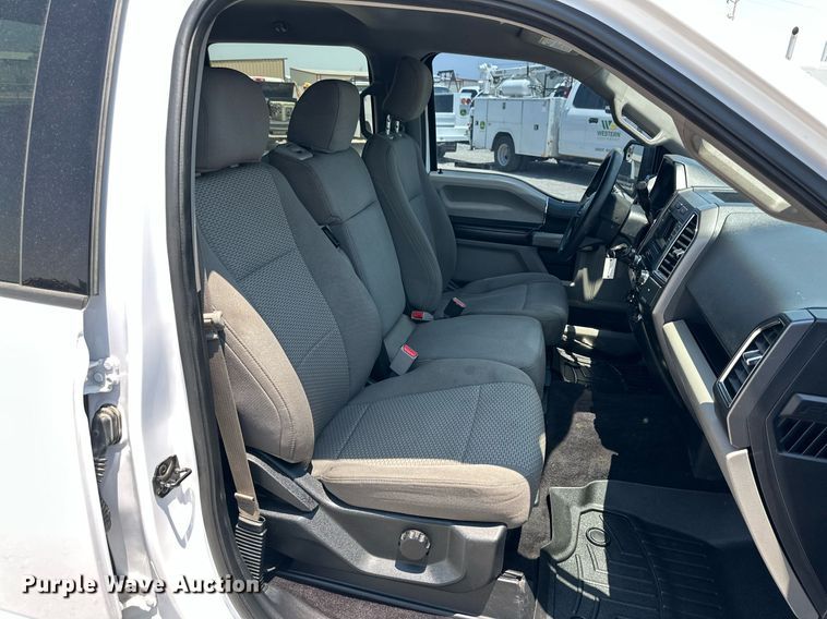 image for item KM9907 2017 Ford F150  SuperCrew pickup truck