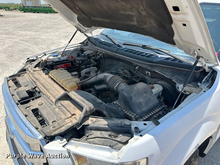 image for item KM9907 2017 Ford F150  SuperCrew pickup truck