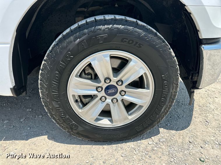 image for item KM9907 2017 Ford F150  SuperCrew pickup truck