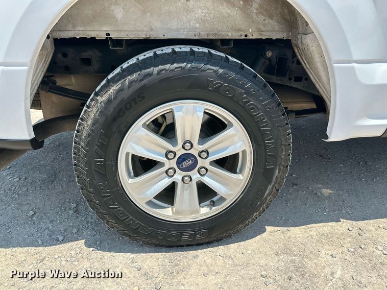 image for item KM9907 2017 Ford F150  SuperCrew pickup truck