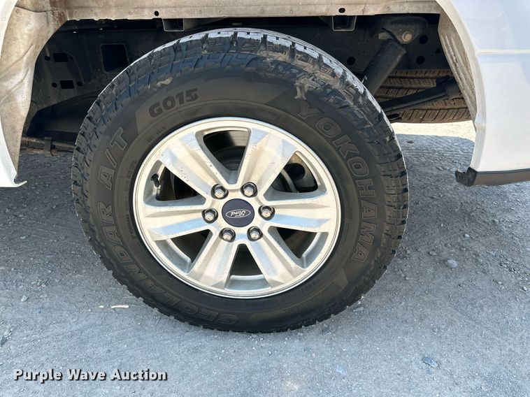 image for item KM9907 2017 Ford F150  SuperCrew pickup truck