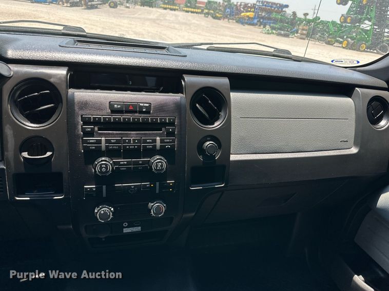 image for item KM9908 2013 Ford F150  SuperCab pickup truck