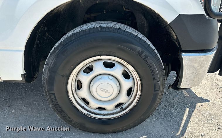 image for item KM9908 2013 Ford F150  SuperCab pickup truck