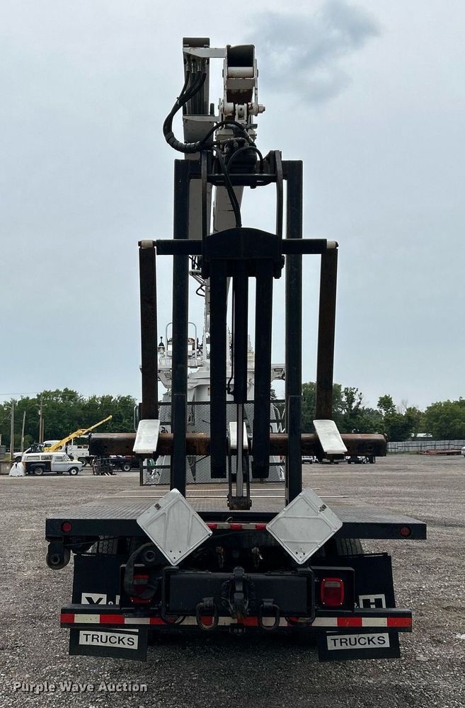 image for item KW9209 2005 Sterling LT  crane truck