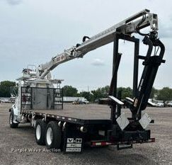image for item KW9209 2005 Sterling LT  crane truck