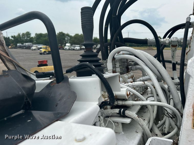 image for item KW9209 2005 Sterling LT  crane truck