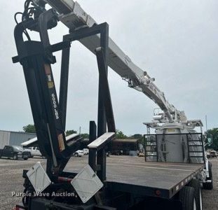 image for item KW9209 2005 Sterling LT  crane truck
