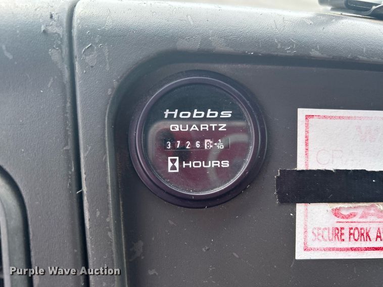 image for item KW9209 2005 Sterling LT  crane truck