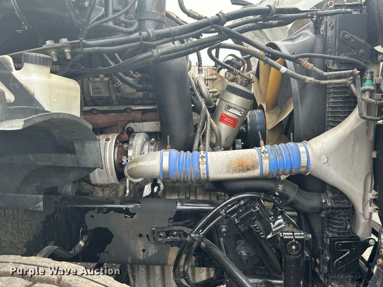 image for item KW9209 2005 Sterling LT  crane truck