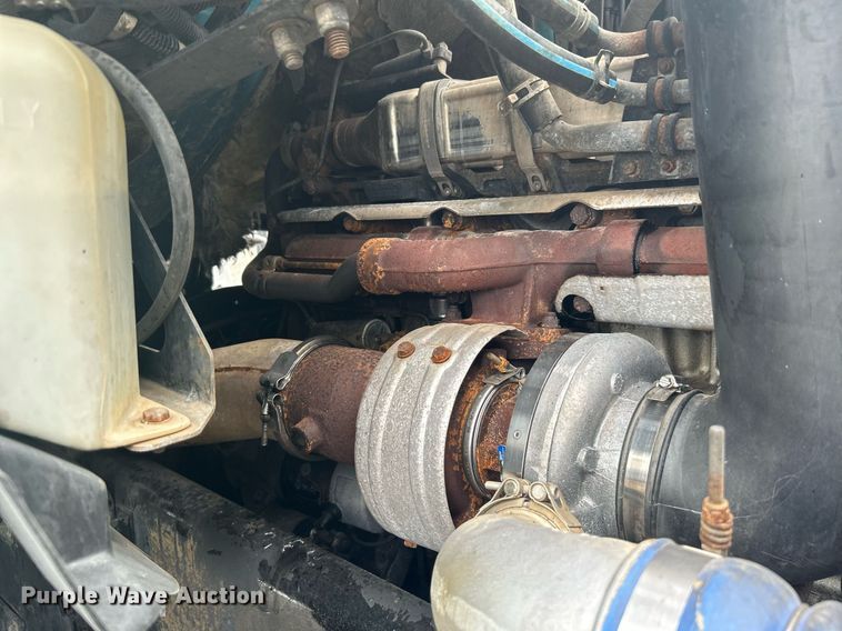 image for item KW9209 2005 Sterling LT  crane truck