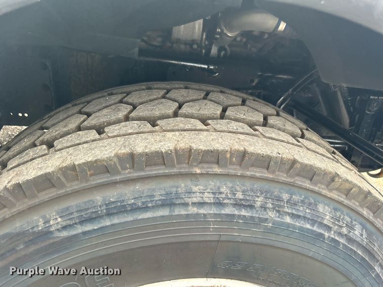 image for item KW9209 2005 Sterling LT  crane truck