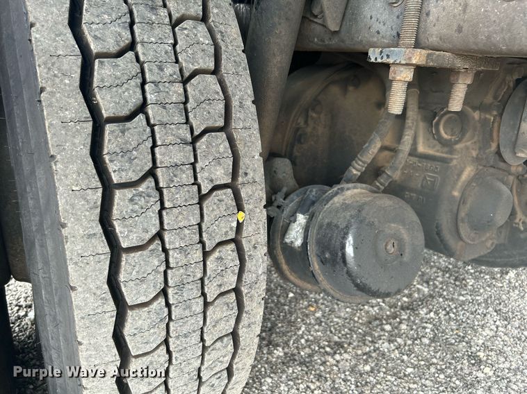 image for item KW9209 2005 Sterling LT  crane truck