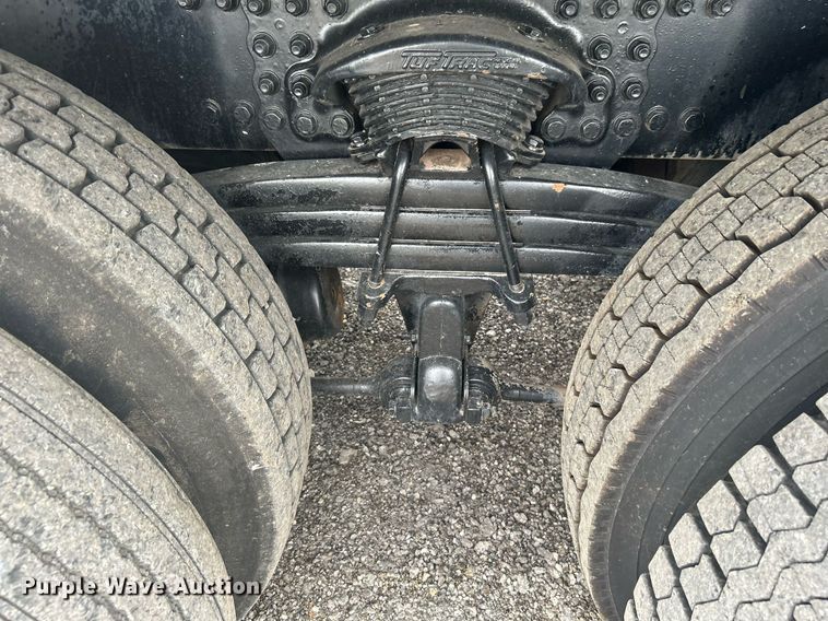 image for item KW9209 2005 Sterling LT  crane truck