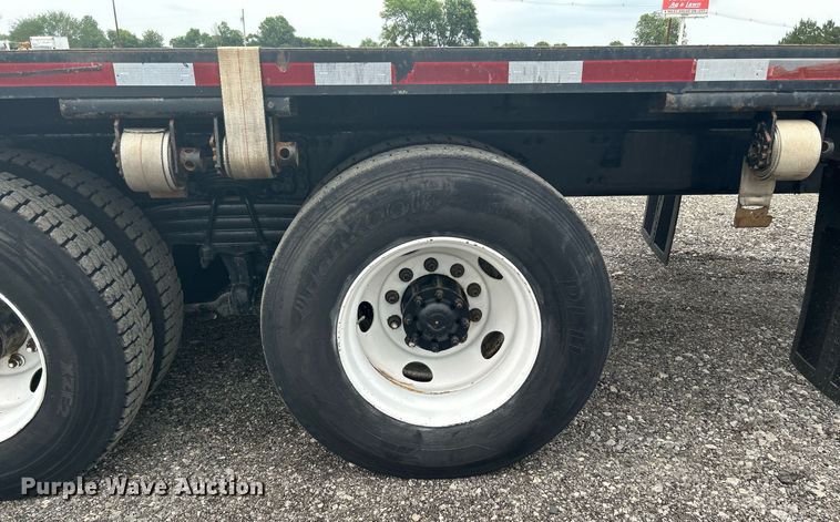 image for item KW9209 2005 Sterling LT  crane truck