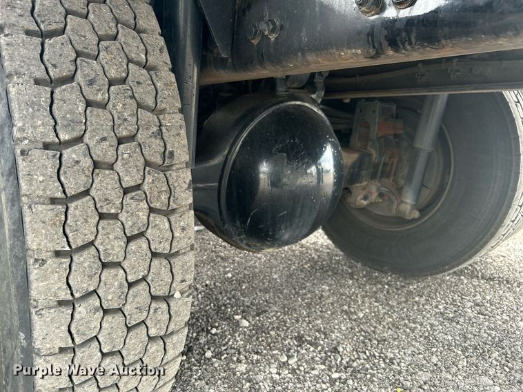 image for item KW9209 2005 Sterling LT  crane truck