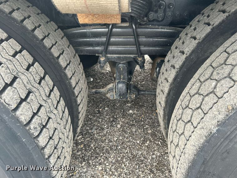 image for item KW9209 2005 Sterling LT  crane truck