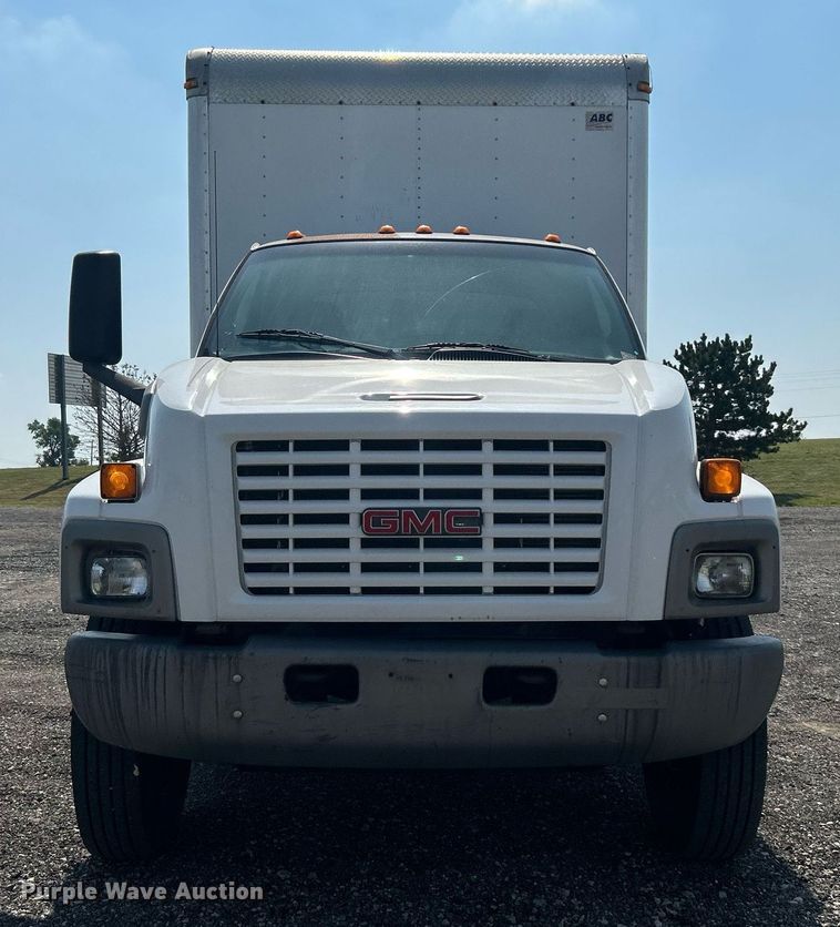 image for item KW9220 2006 GMC C7500  box truck