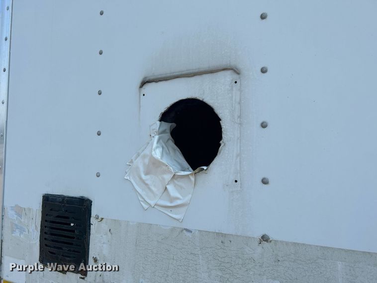 image for item KW9220 2006 GMC C7500  box truck