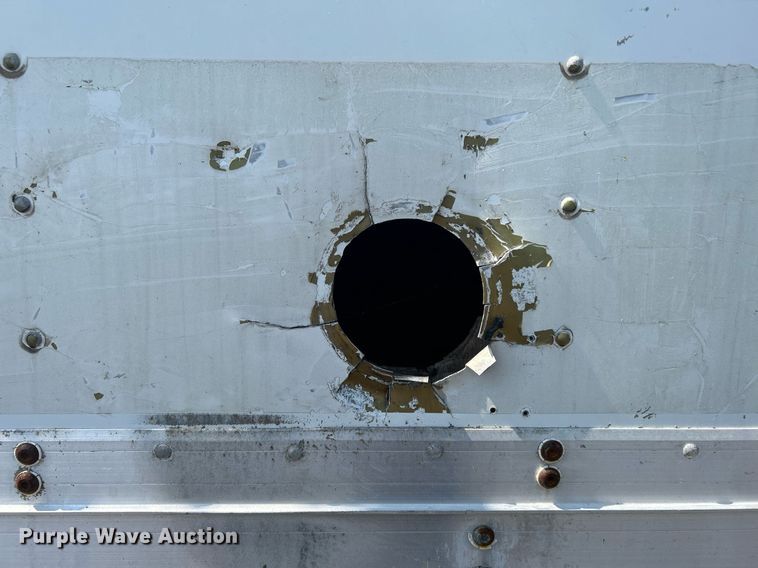 image for item KW9220 2006 GMC C7500  box truck