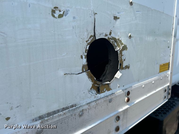 image for item KW9220 2006 GMC C7500  box truck