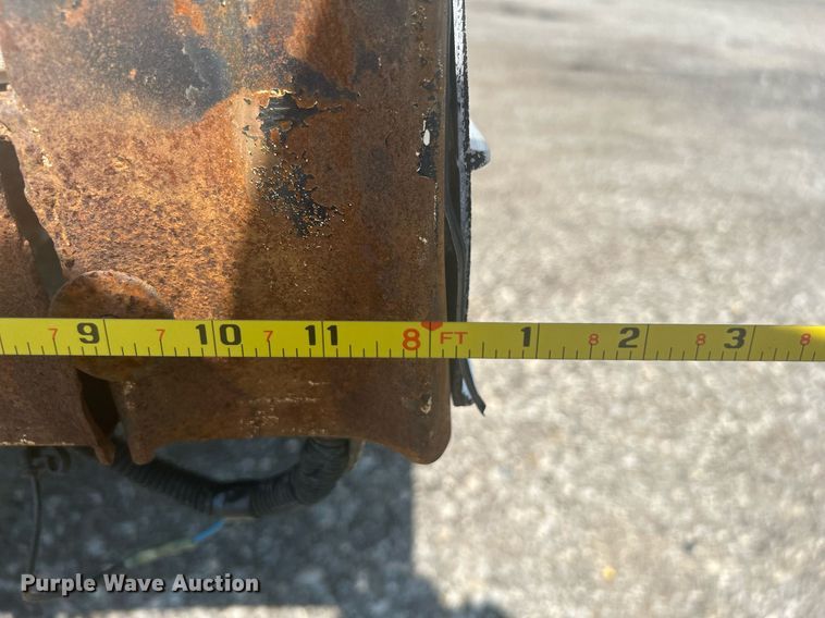 image for item KW9220 2006 GMC C7500  box truck