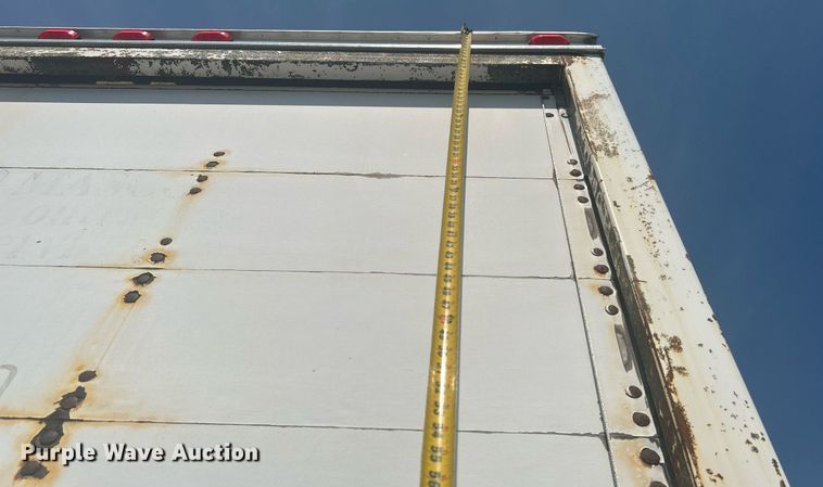 image for item KW9220 2006 GMC C7500  box truck