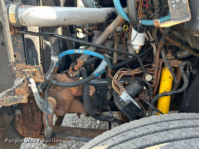 image for item KW9220 2006 GMC C7500  box truck