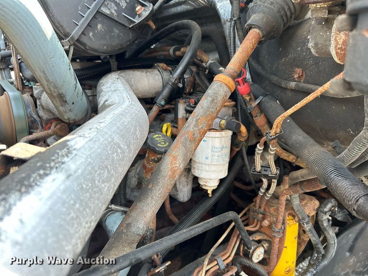 image for item KW9220 2006 GMC C7500  box truck