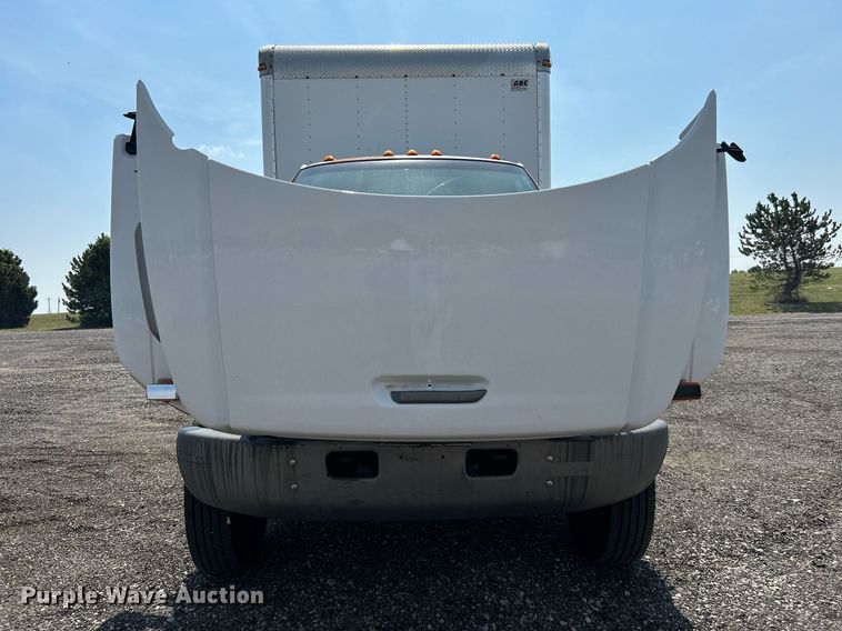 image for item KW9220 2006 GMC C7500  box truck