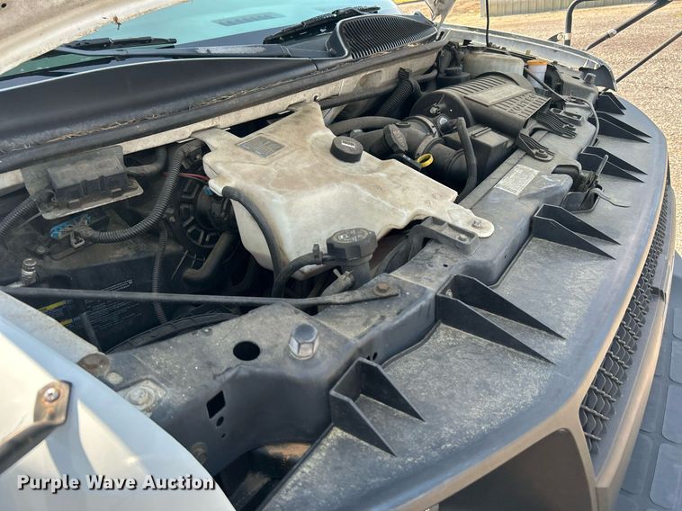 image for item KW9221 2006 Chevrolet Express G3500  school bus