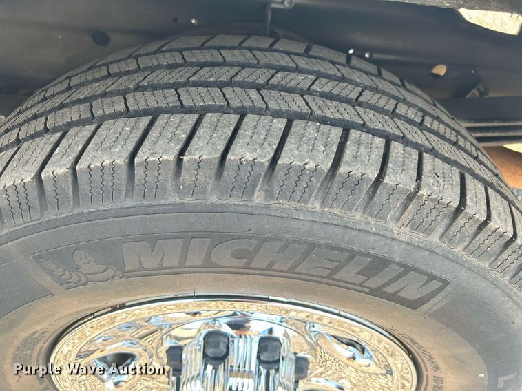 image for item KW9221 2006 Chevrolet Express G3500  school bus