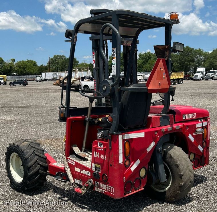 image for item KW9237 2016 Moffett M445.3PT4  forklift