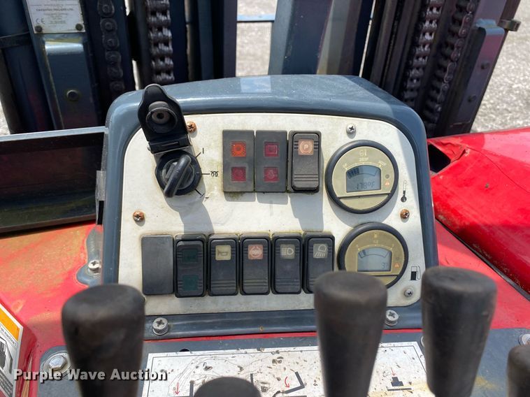 image for item KW9237 2016 Moffett M445.3PT4  forklift