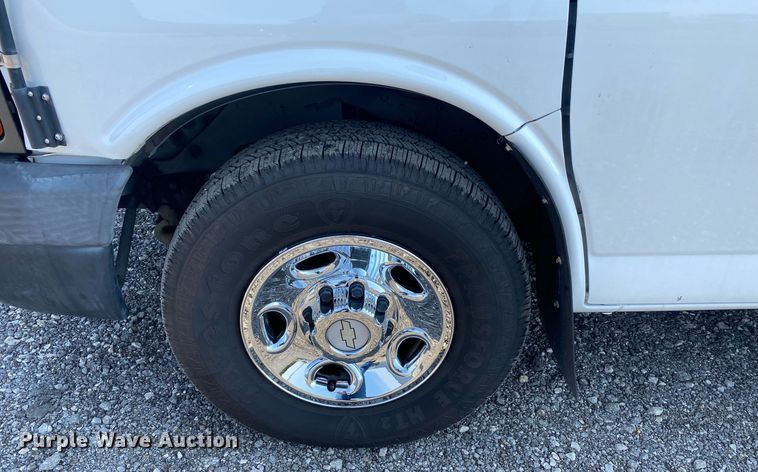 image for item KW9271 2007 Chevrolet Express G3500  school bus