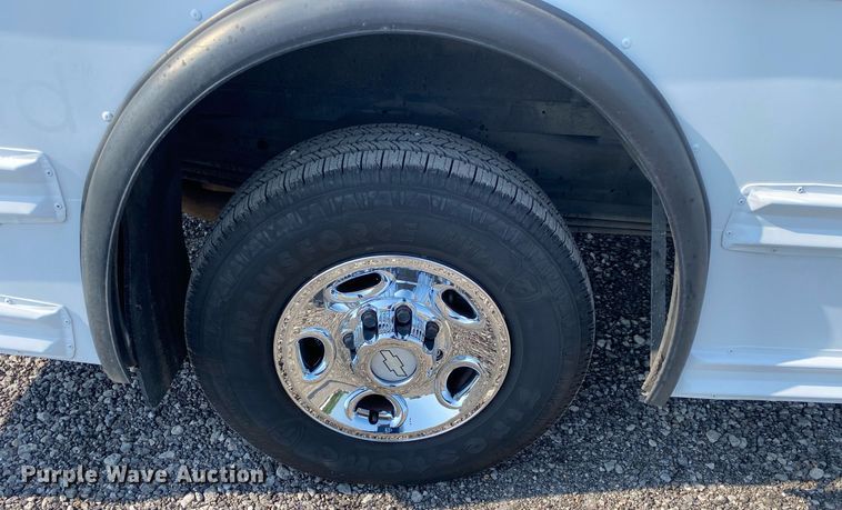 image for item KW9271 2007 Chevrolet Express G3500  school bus