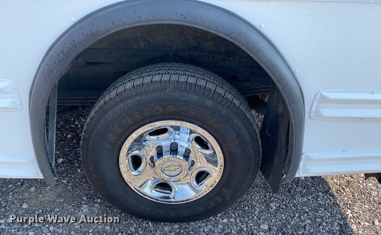 image for item KW9271 2007 Chevrolet Express G3500  school bus