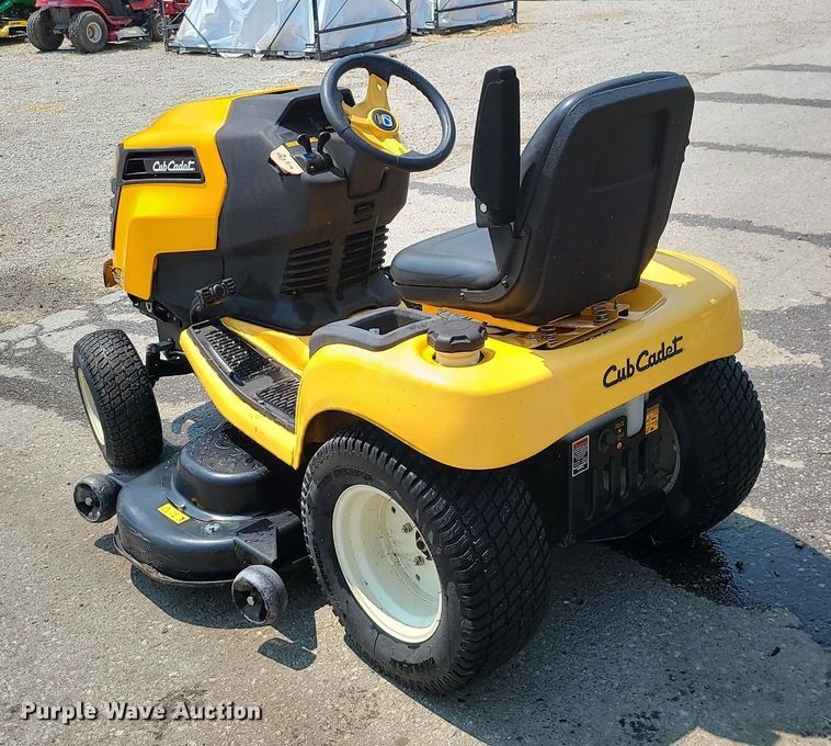 image for item LE9132 Cub Cadet XT3  lawn mower