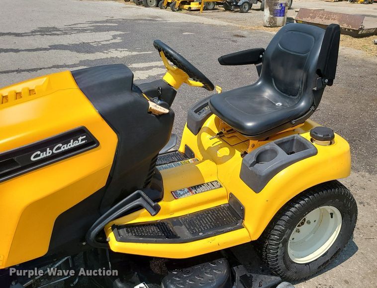 image for item LE9132 Cub Cadet XT3  lawn mower