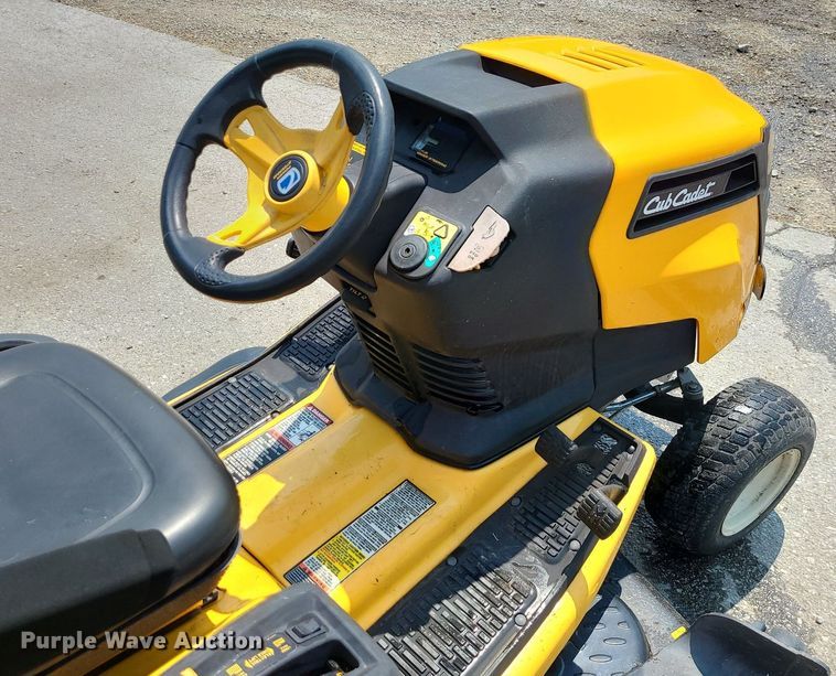 image for item LE9132 Cub Cadet XT3  lawn mower