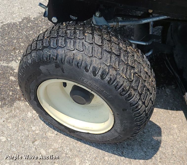 image for item LE9132 Cub Cadet XT3  lawn mower