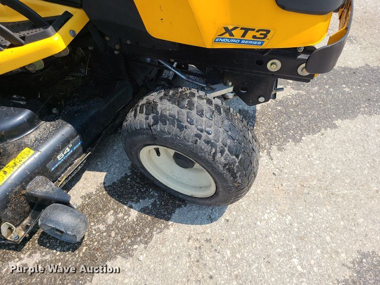 image for item LE9132 Cub Cadet XT3  lawn mower