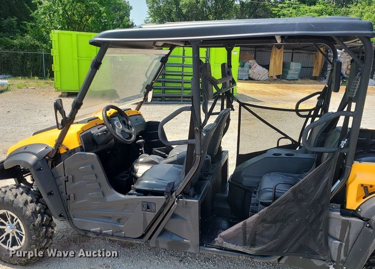 image for item LE9133 2016 Cub Cadet Challenger 750  utility vehicle