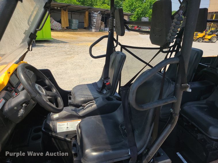 image for item LE9133 2016 Cub Cadet Challenger 750  utility vehicle