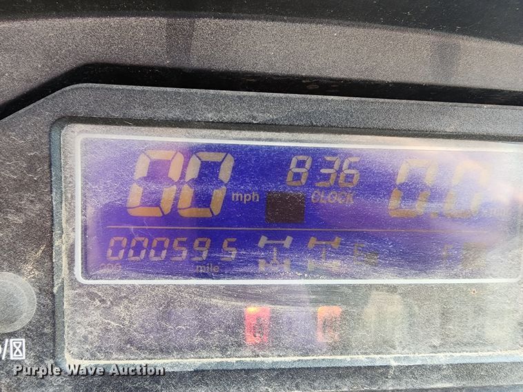 image for item LE9133 2016 Cub Cadet Challenger 750  utility vehicle