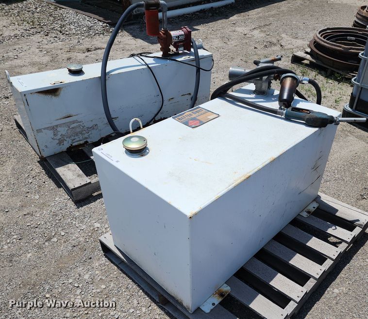 image for item LE9175 Auxiliary fuel tank