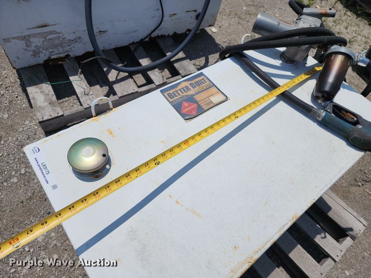 image for item LE9175 Auxiliary fuel tank