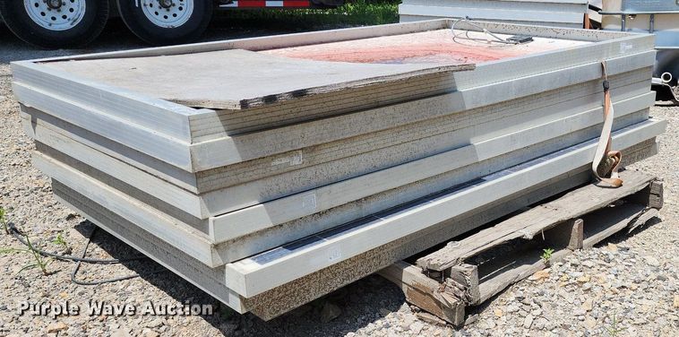 image for item LE9176 Solar power equipment