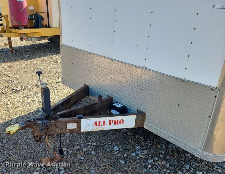 image for item LE9197 2004 Pace  enclosed cargo trailer