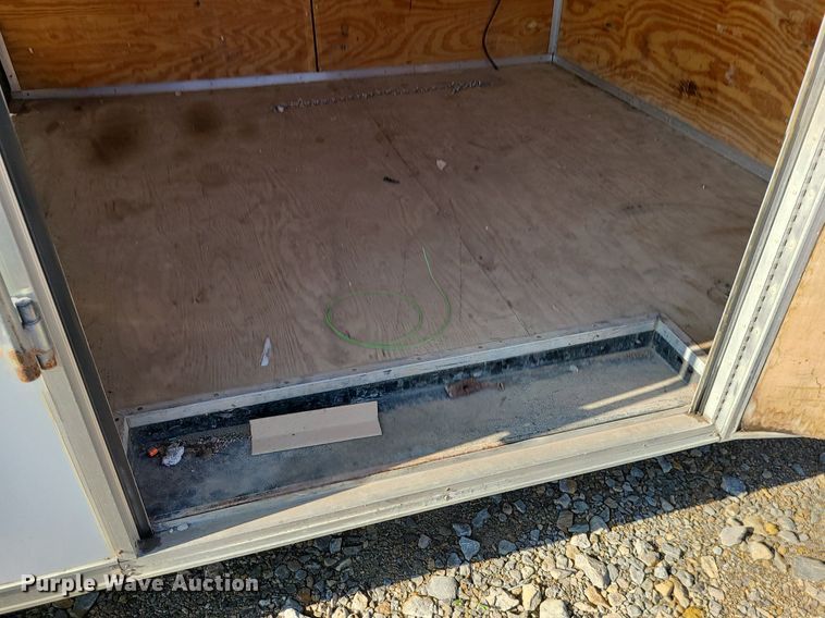 image for item LE9197 2004 Pace  enclosed cargo trailer