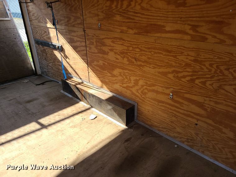 image for item LE9197 2004 Pace  enclosed cargo trailer